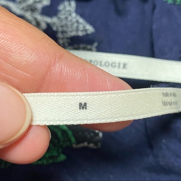 Kellen Embroidered Tank Top Size Medium - Picture 8 of 13